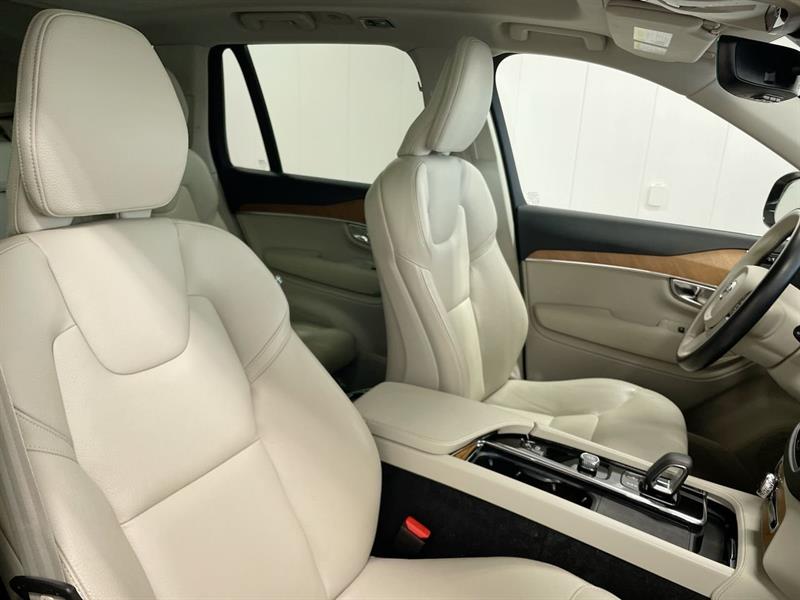 volvo XC90 2022 - 23