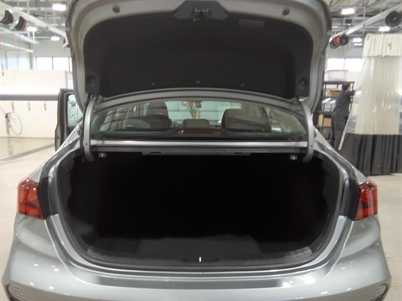 kia Forte 2022 - 9