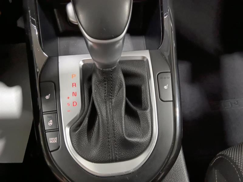 kia Forte 2022 - 16
