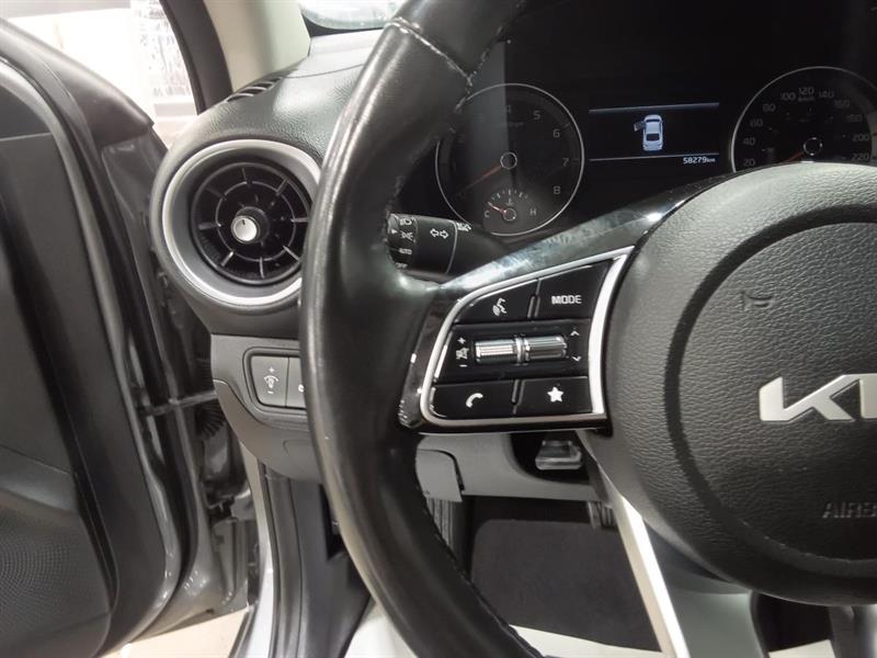 kia Forte 2022 - 26