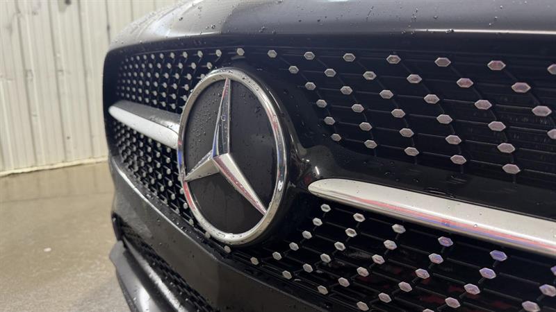 mercedes-benz A 250 2021 - 11