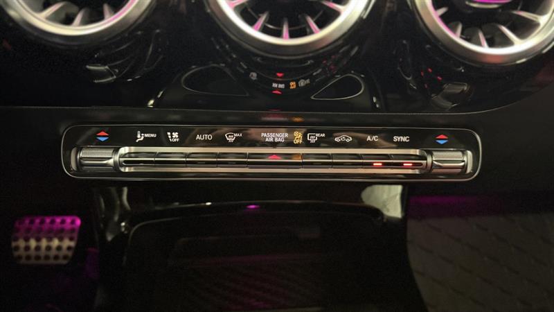mercedes-benz A 250 2021 - 31