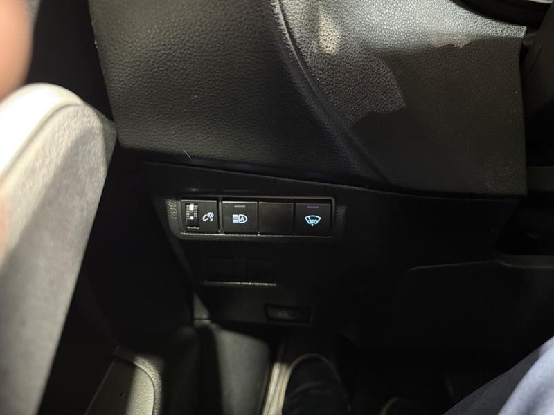 toyota Corolla Cross 2022 - 26