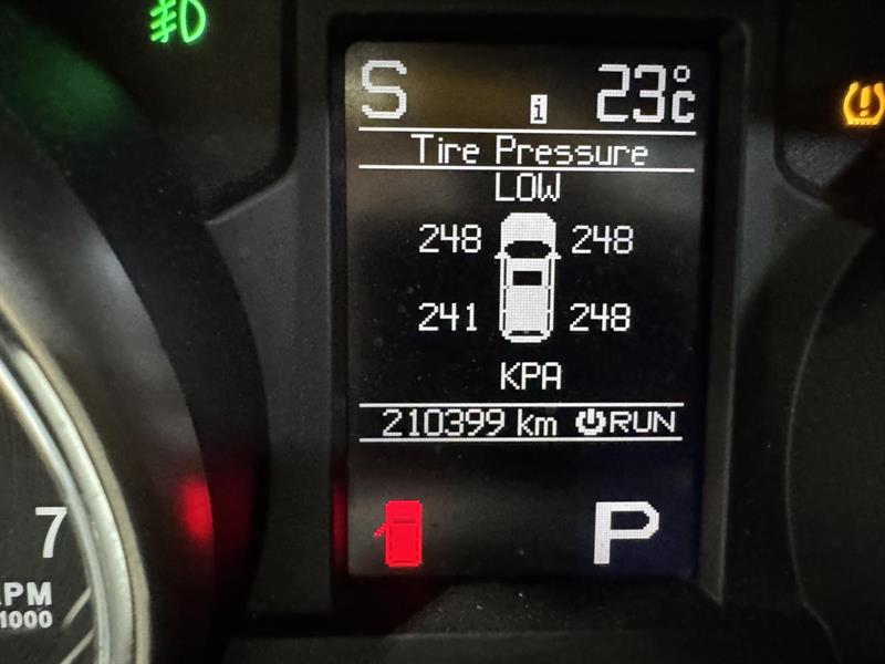 jeep Grand Cherokee 2011 - 16