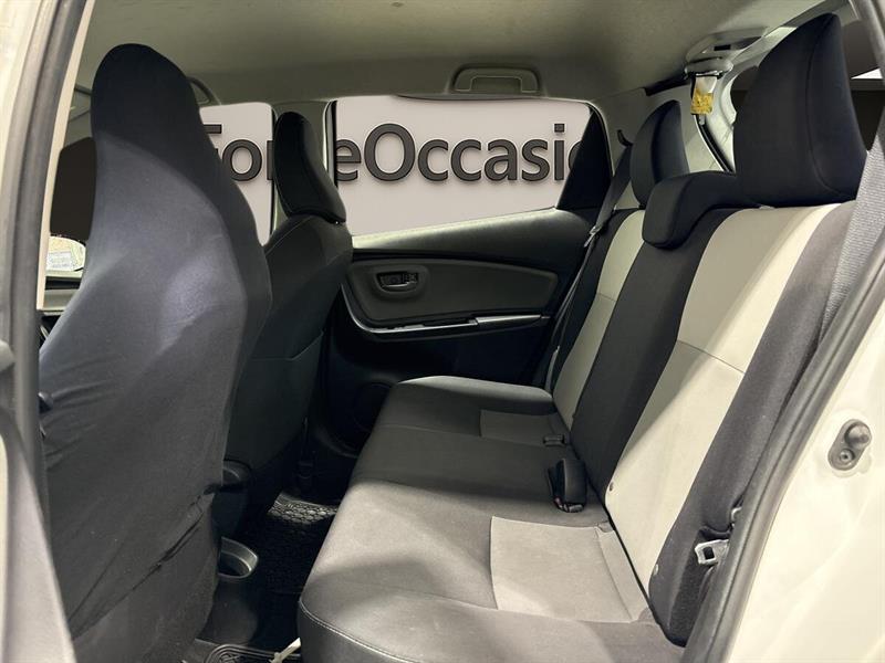 toyota Yaris Hatchback 2018 - 6