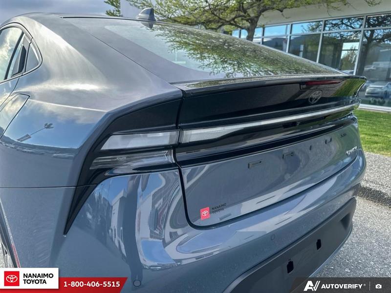 toyota Prius Plug-In Hybrid 2025 - 11