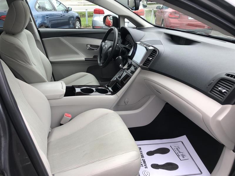 toyota Venza 2010 - 12