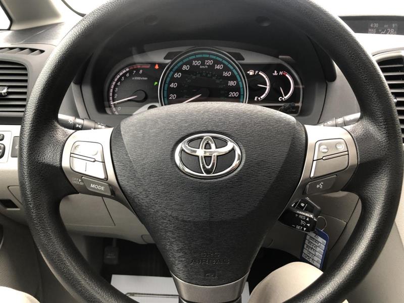 toyota Venza 2010 - 16