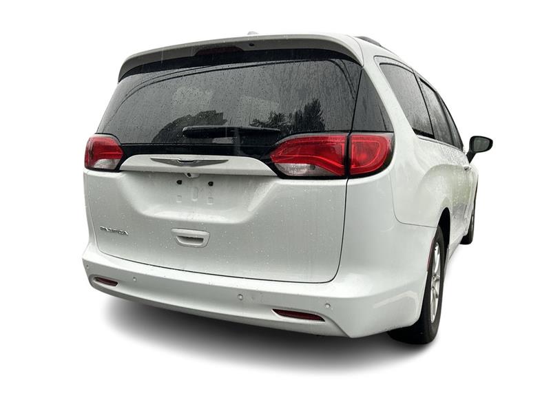 chrysler Pacifica 2017 - 13