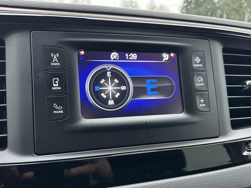 chrysler Pacifica 2017 - 26