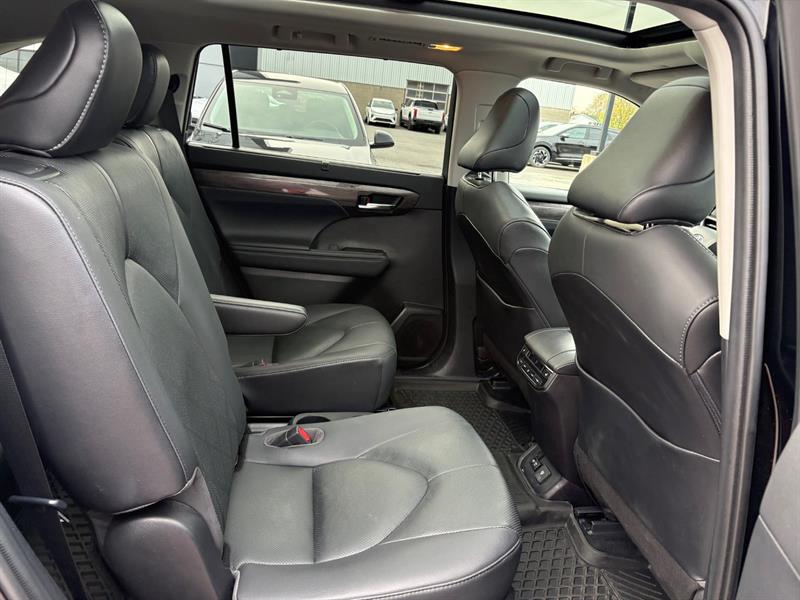 toyota HIGHLANDER AWD PLATINUM 2021 - 22