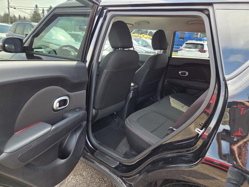 kia Soul 2015 - 12