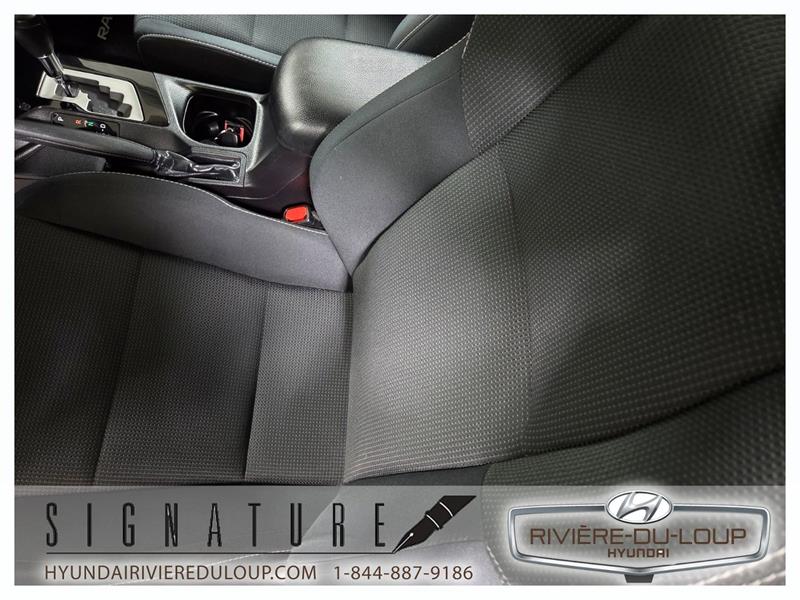 toyota RAV4 2018 - 16