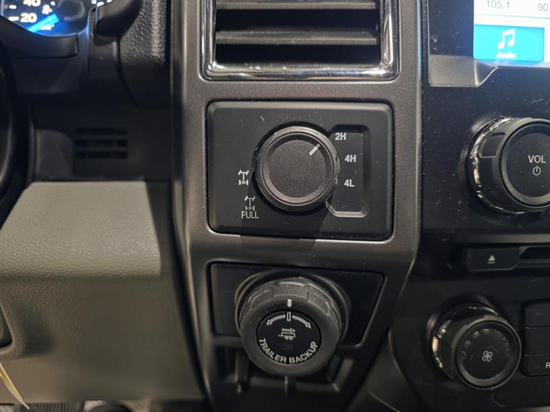 ford F-150 2016 - 24