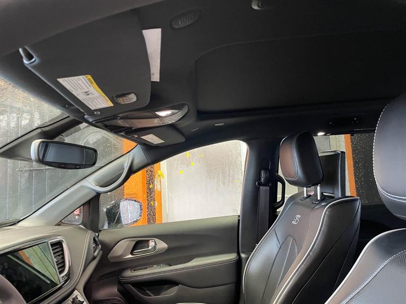 chrysler Pacifica 2024 - 3