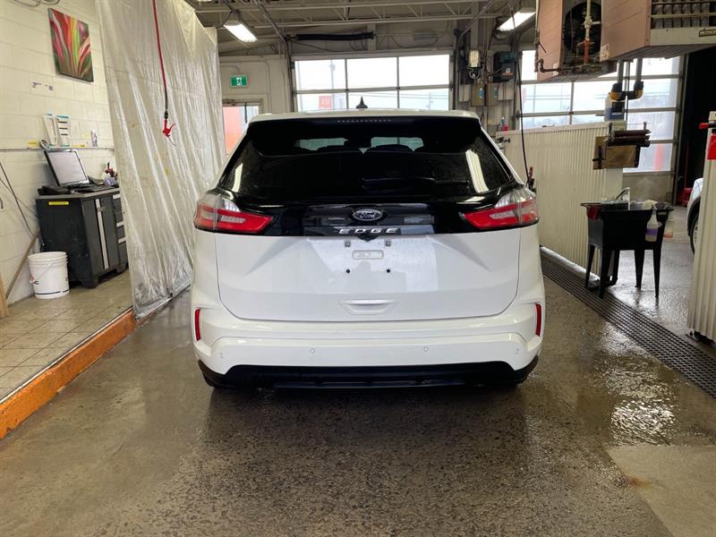 ford Edge 2023 - 9
