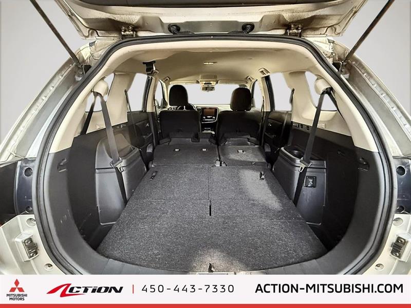 mitsubishi Outlander 2020 - 11