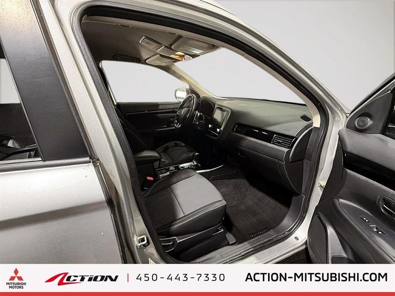 mitsubishi Outlander 2020 - 12