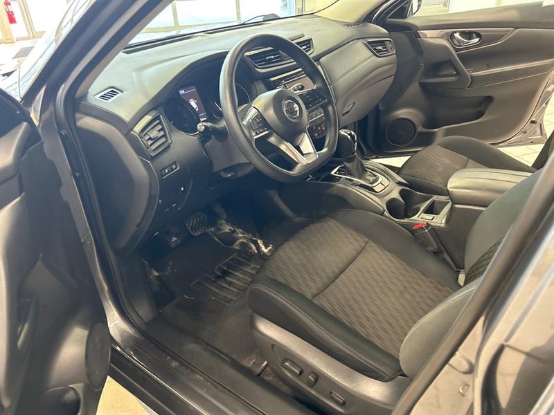 nissan Rogue 2018 - 24