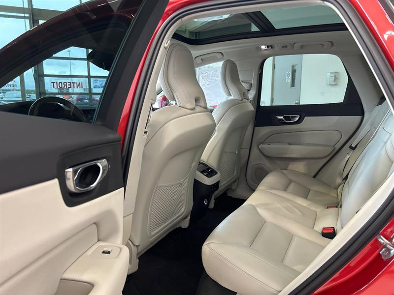 volvo XC60 2020 - 9
