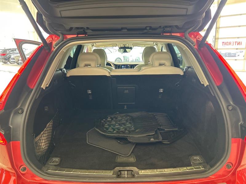 volvo XC60 2020 - 10