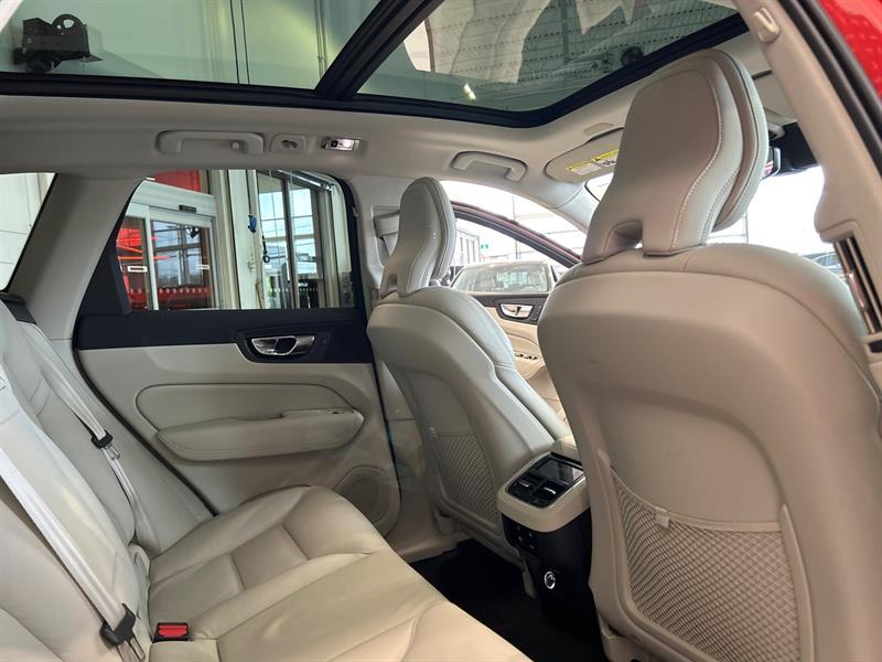 volvo XC60 2020 - 16