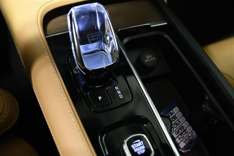 volvo V90 Cross Country 2024 - 25