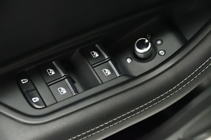 audi A4 Sedan 2023 - 14