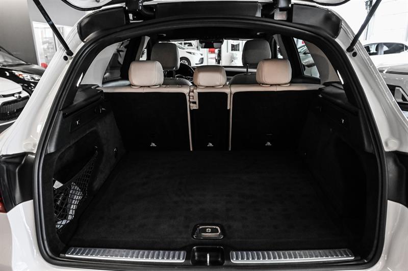 mercedes-benz GLC 2020 - 16