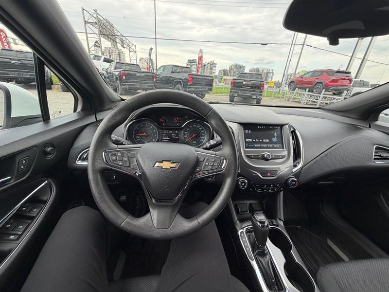 chevrolet Cruze 2018 - 11