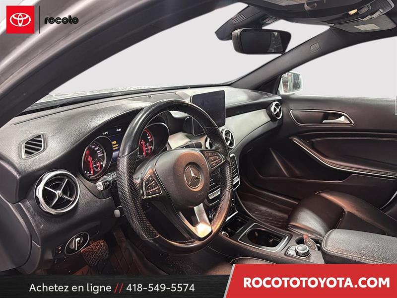 mercedes-benz GLA 2020 - 8