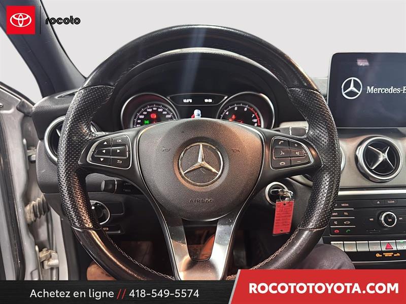 mercedes-benz GLA 2020 - 13