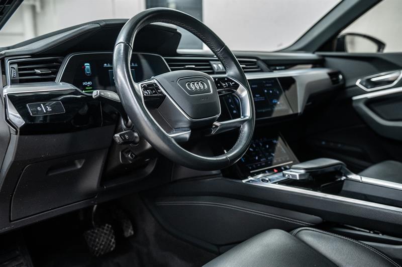 audi Q8 e-tron 2024 - 16