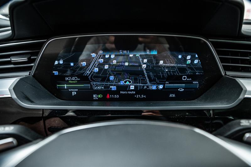 audi Q8 e-tron 2024 - 18