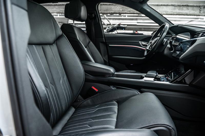 audi Q8 e-tron 2024 - 33