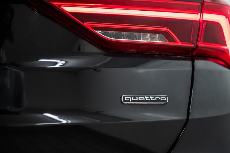 audi Q3 2022 - 10