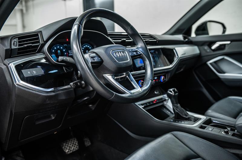 audi Q3 2022 - 16