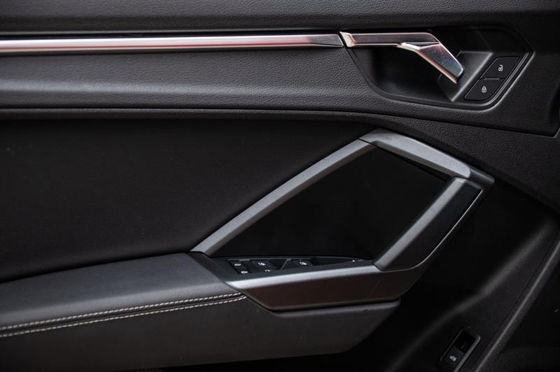 audi Q3 2020 - 14