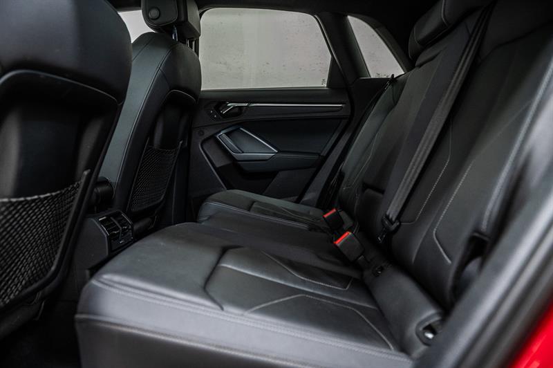 audi Q3 2020 - 28
