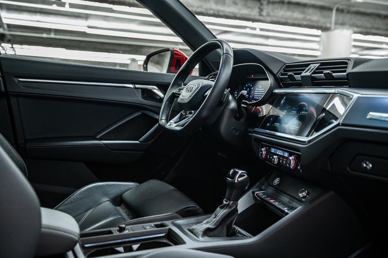 audi Q3 2020 - 32