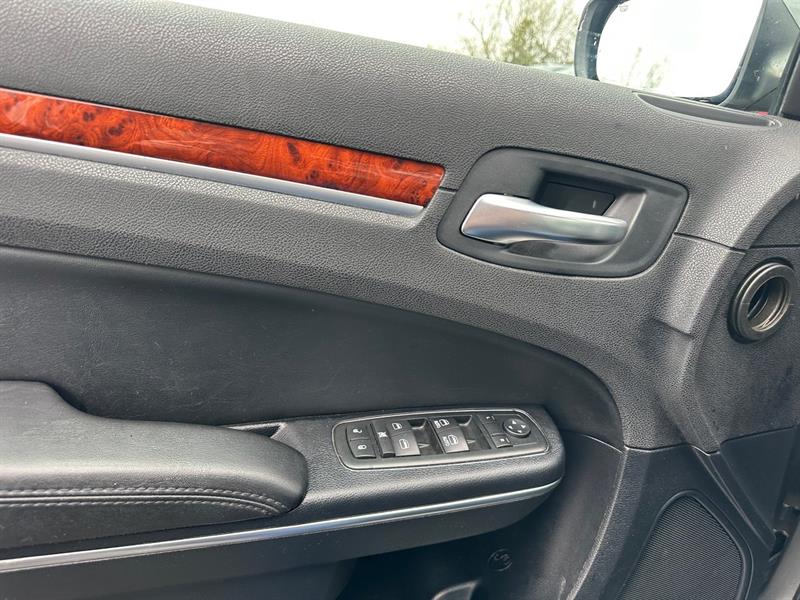 chrysler 300 2012 - 15
