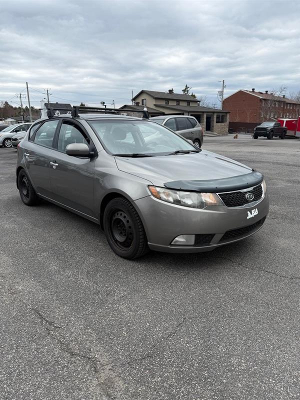 kia Forte 5-Door 2011