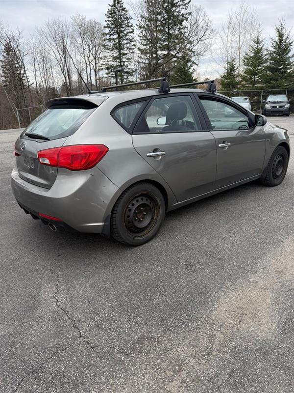 kia Forte 5-Door 2011 - 4