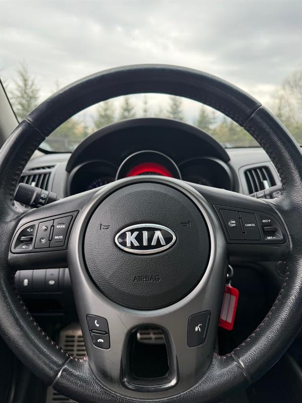 kia Forte 5-Door 2011 - 12