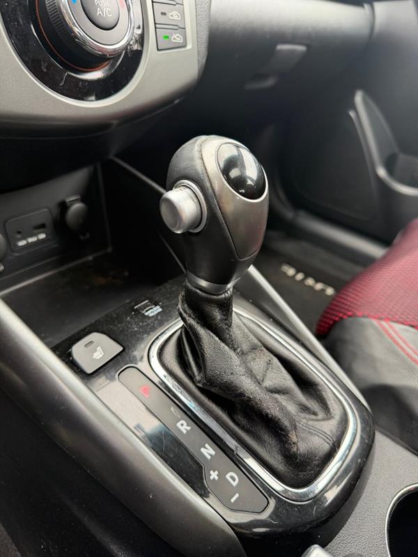 kia Forte 5-Door 2011 - 13