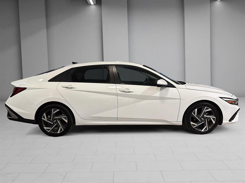 hyundai Elantra 2024 - 16