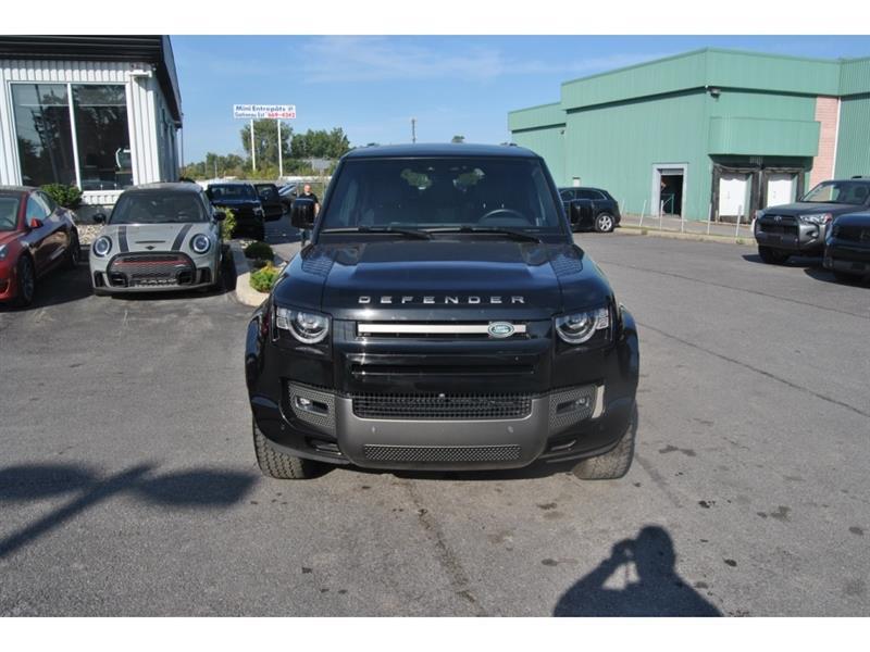 2023 Land Rover Defender - Image 8