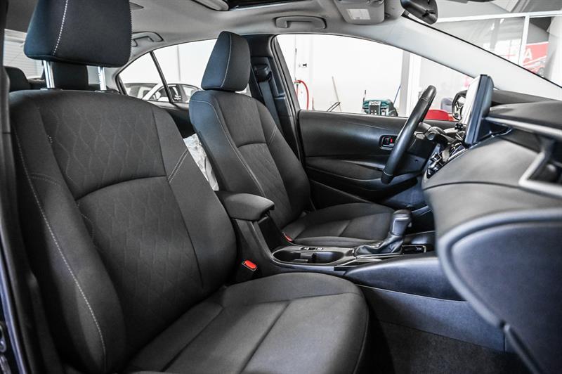 2023 Toyota Corolla - Image 31