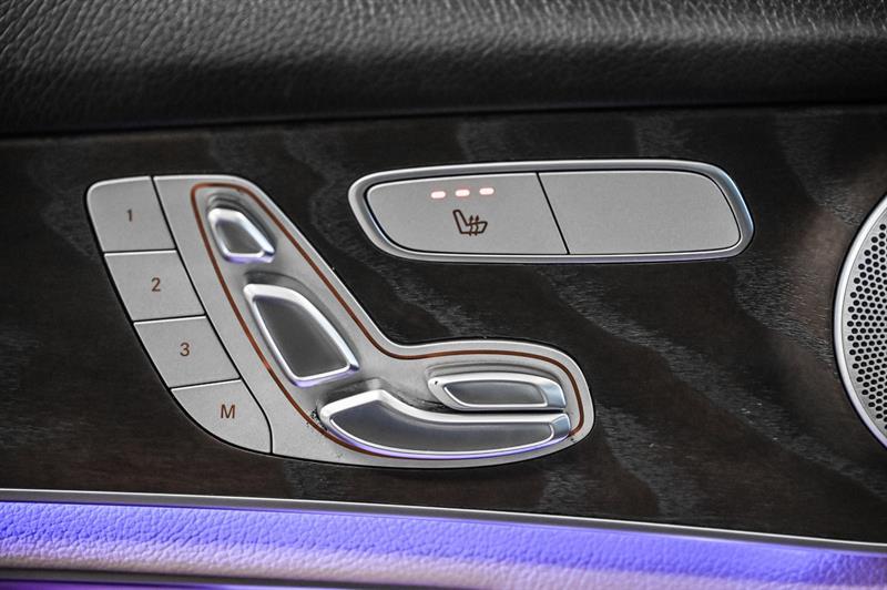 2020 Mercedes-Benz GLC - Image 20
