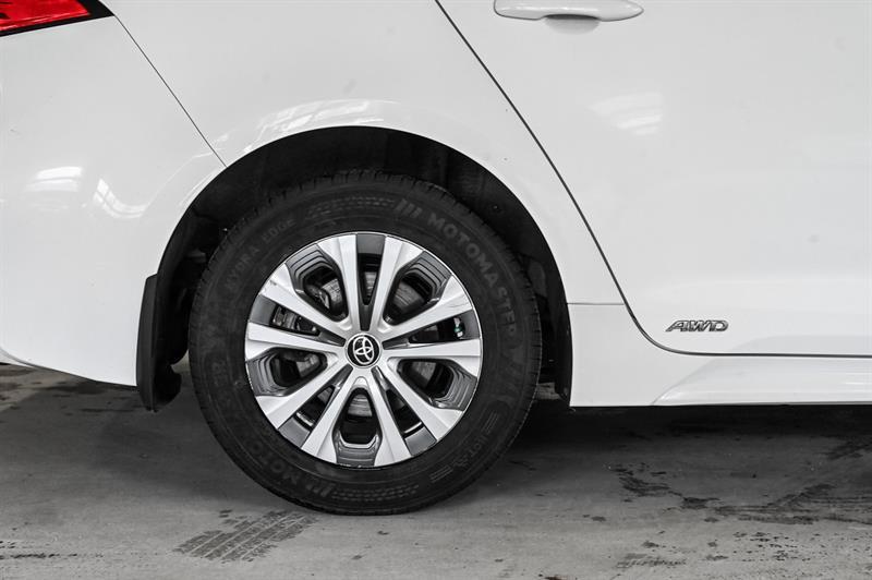2024 Toyota Corolla - Image 6